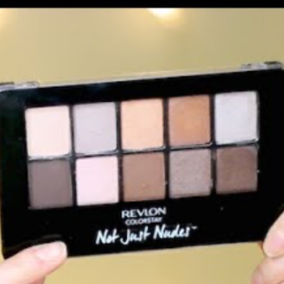 *NEW Revlon Colorstay Not Just Nudes “02 Romantic Nudes” 10 Pan Palette - Picture 2 of 7